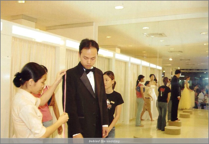behind39.jpg (79.5 KB)